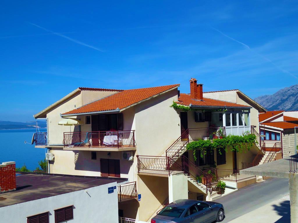 Apartments Pino Brela Exterior foto